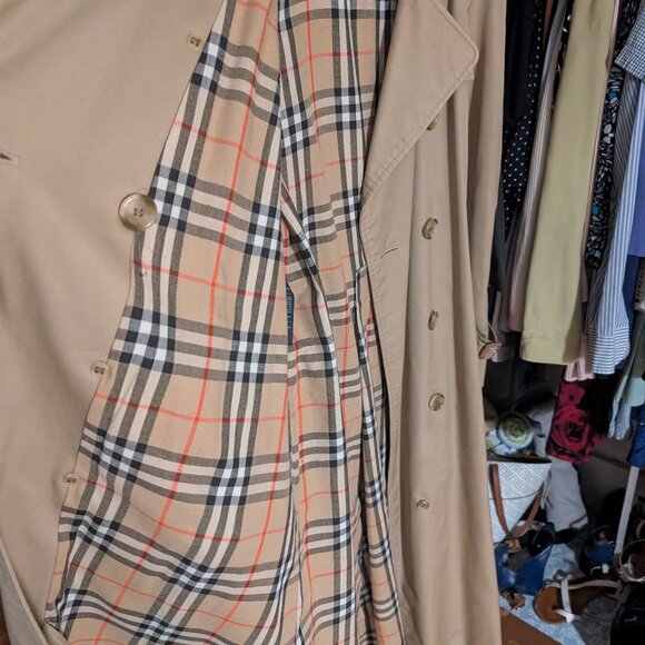 Burberrys Womens Rain/Trench Coat